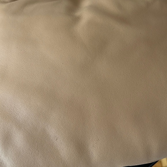 COS Leather Padded Mini Shopper Bag - Picture 8 of 8